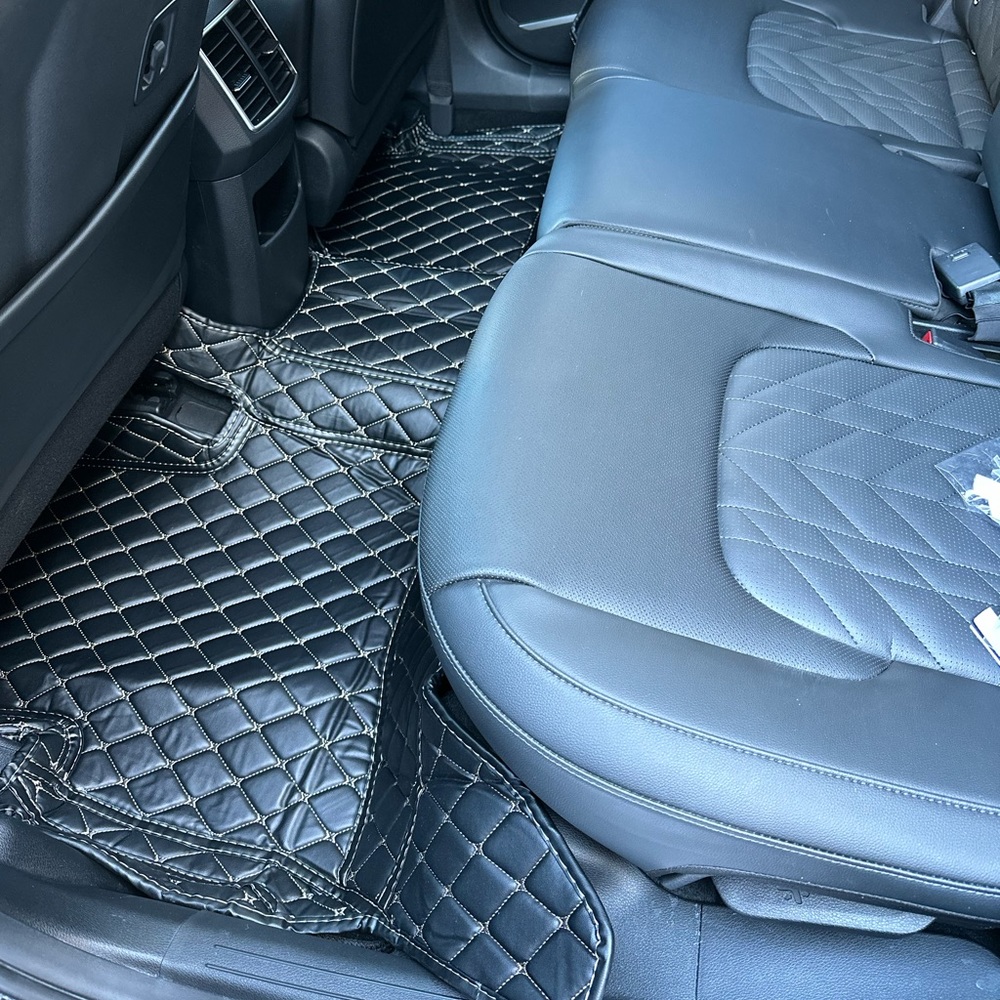 Custom Car Mats - ‘23 Kia Sportage